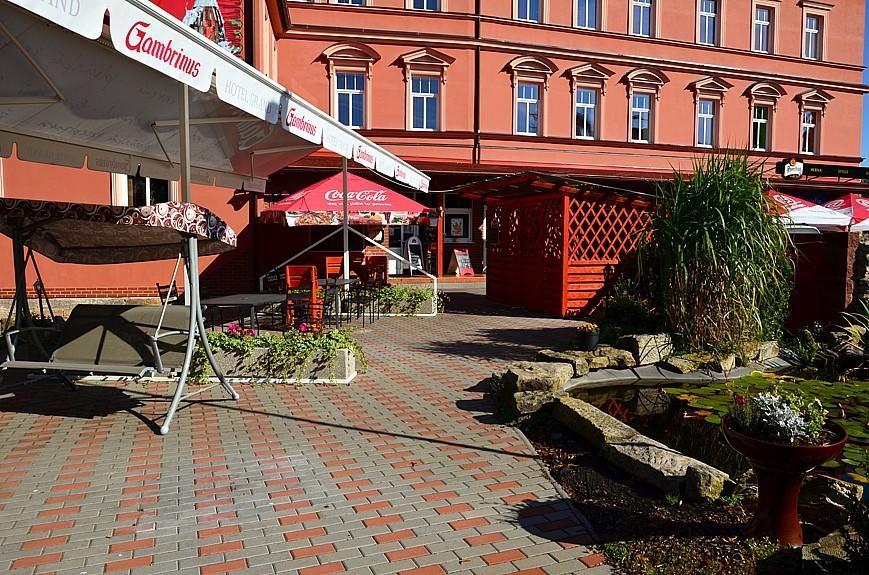 Grand Hotel Jaroměř Buitenkant foto